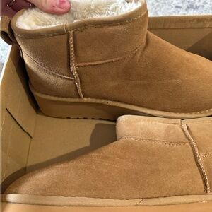 NWT never worn Tan Suede Ankle Boots